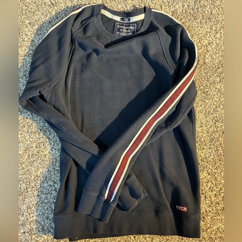 Abercrombie and Fitch muscle crewneck